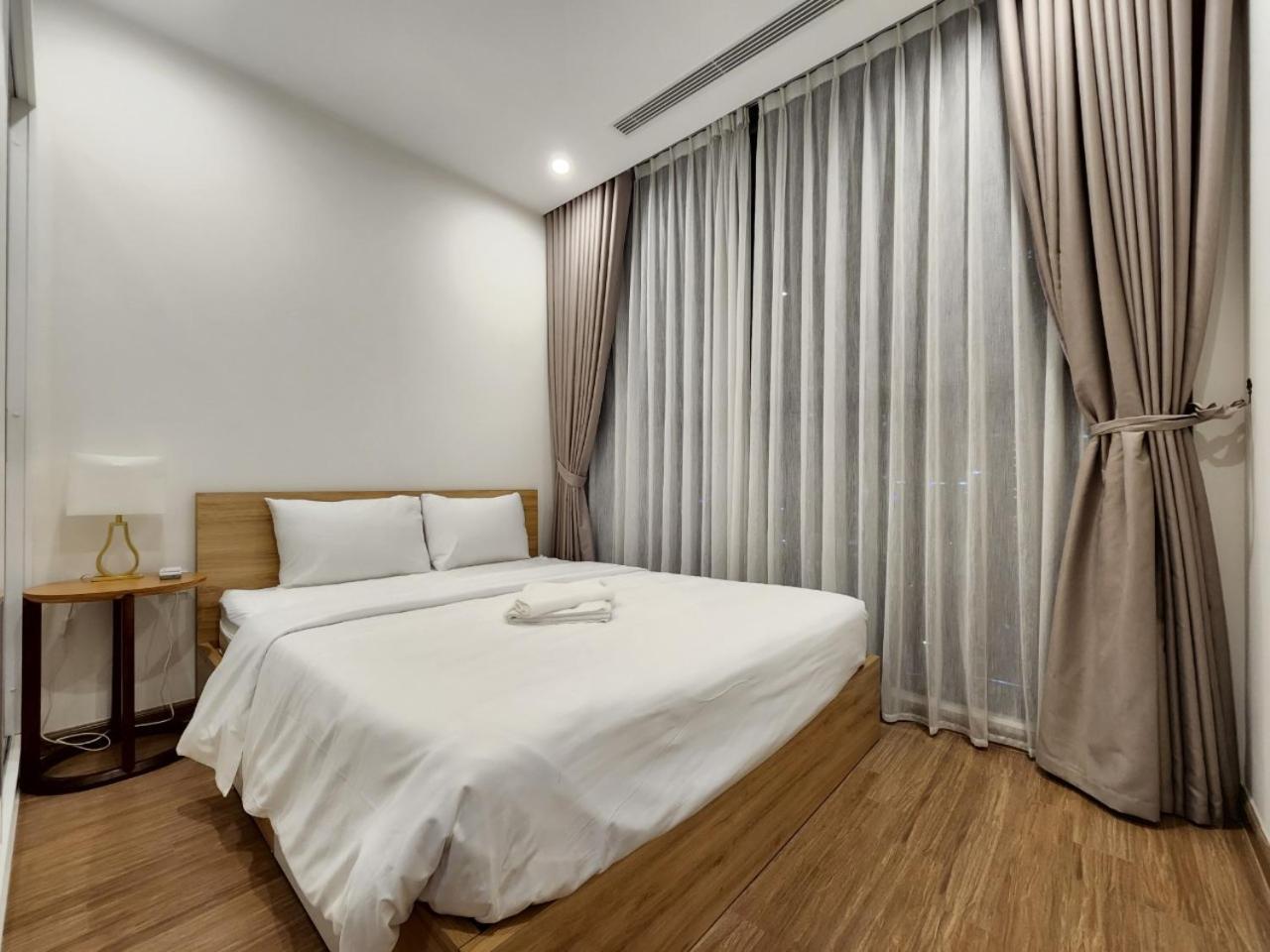 Apartment Skylake Pham Hung *